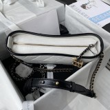 シャネルバッグCHANEL 2024新作 ホーボーバッグ