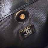 シャネルバッグCHANEL 2024新作 DUMA スモールバックパック AS2908