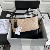 シャネルバッグCHANEL 2024新作 ホーボーバッグ