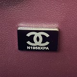 シャネルバッグCHANEL 2024新作 クラシック フラップ バッグ A01113