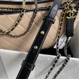 シャネルバッグCHANEL 2024新作 ホーボーバッグ