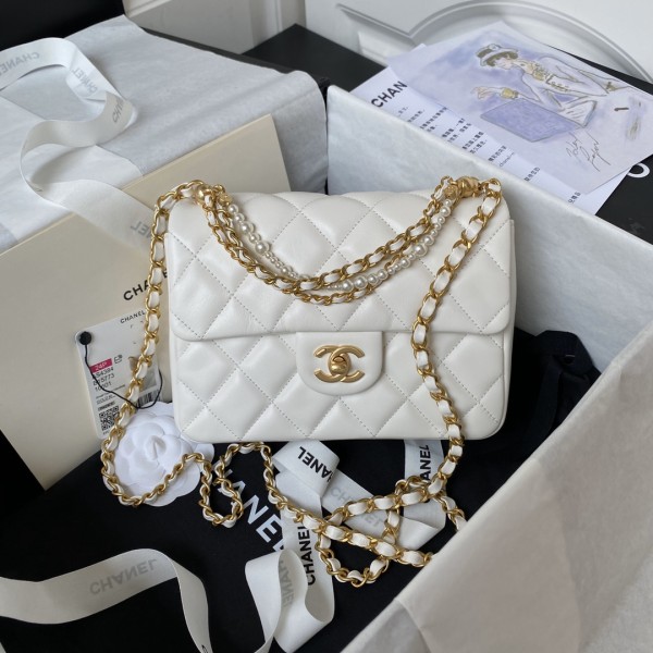 シャネルバッグCHANEL 2024新作 AS4384 パールチェーンバッグ