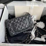 シャネルバッグCHANEL 2024新作 ファッティーファング CFバッグ