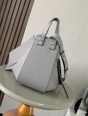 ロエベバッグ LOEWE 2024新作高品質 ハンモックハンドバッグ
