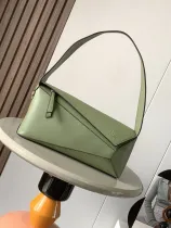 ロエベバッグ LOEWE 2024新作高品質 パズルホーボーカウレザーショルダーバッグ