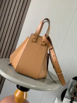 ロエベバッグ LOEWE 2024新作高品質 ハンモックハンドバッグ