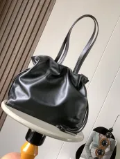 ロエベバッグ LOEWE 2024新作高品質 ラージフラメンコクラッチ
