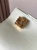 ロエベバッグ LOEWE 2024新作高品質 ダイスポケット牛革ダイス携帯電話バッグ