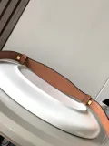 ロエベバッグ LOEWE 2024新作高品質 クラシックな牛革のショートショルダーストラップ