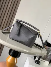 ロエベバッグ LOEWE 2024新作高品質 18CM パズルハンドバッグ