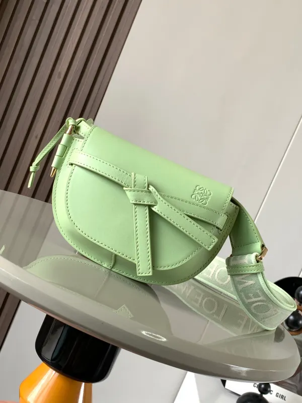 ロエベバッグ LOEWE 2024新作高品質 ワイドショルダーサドルバッグ