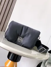ロエベバッグ LOEWE 2024新作高品質 小さなメッセンジャーバッグ