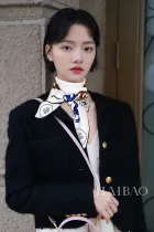シャネルマフラー CHANEL  2024新作 2色チェーン両面2色スクエアスカーフ