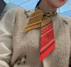 シャネルマフラー CHANEL  2024新作 ツイリースカーフ