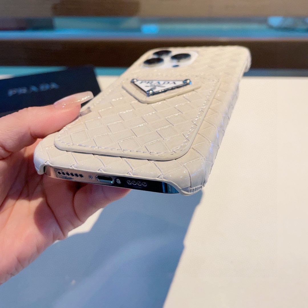 プラダiPhoneケース PRADA  2024新作 カードケース 携帯電話ケース