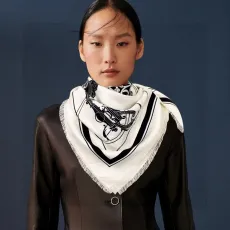 エルメスマフラー HERMES  2024新作 豪華な馬車シルク