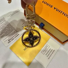 ルイヴィトンキーホルダー LOUIS VUITTON  2024新作 M65216 LV ファセット キーホルダー