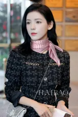 シャネルマフラー CHANEL  2024新作 シルクスクエアスカーフ