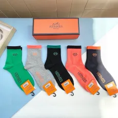 エルメス靴下 HERMES  2024新作 ふくらはぎ半ばソックス