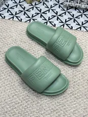フェンディ靴 FENDI 2024新作 カップルスリッパ