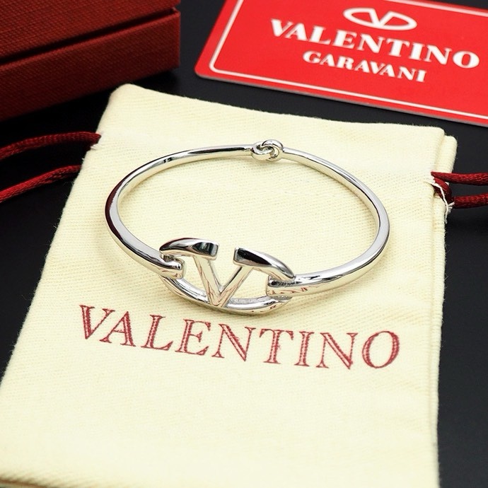 ヴァレンティノブレスレット VALENTINO 2024新作 メタルブレスレット
