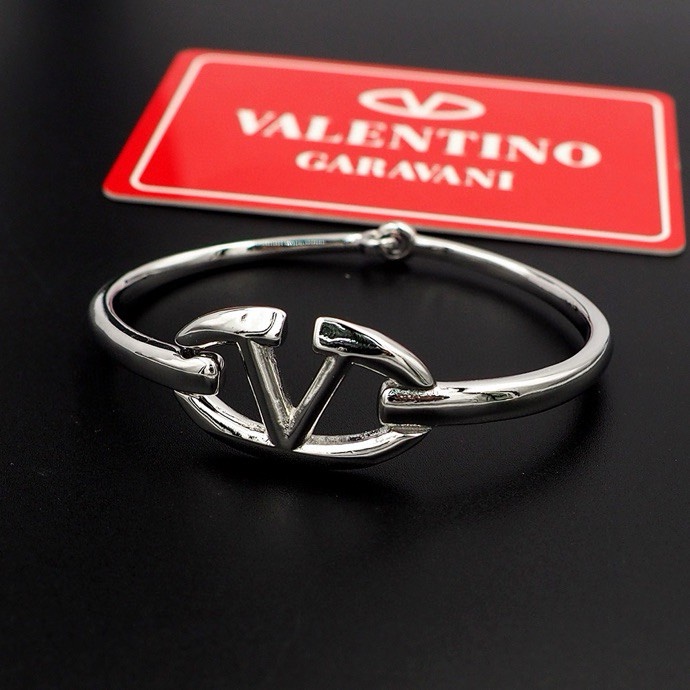 ヴァレンティノブレスレット VALENTINO 2024新作 メタルブレスレット