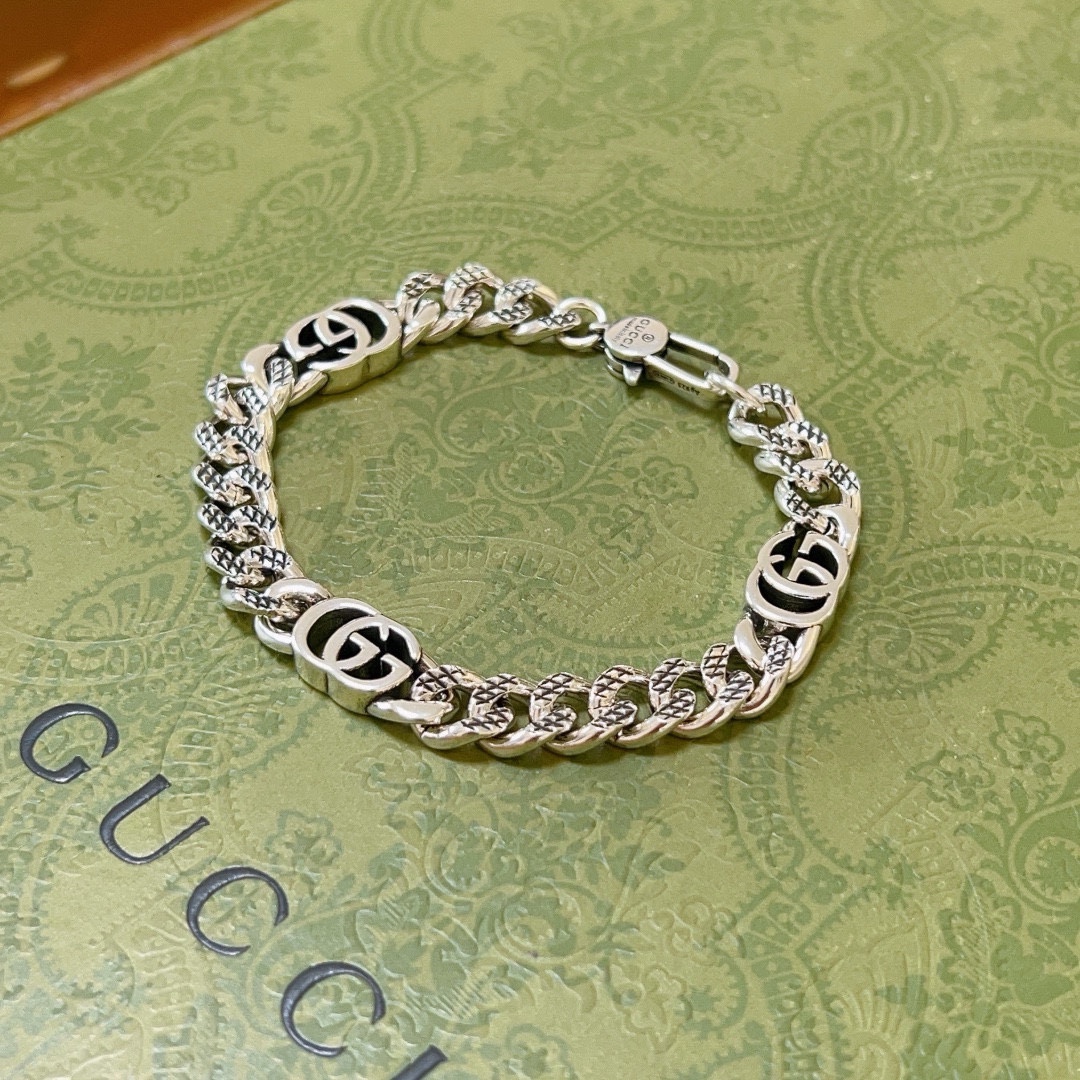 グッチブレスレット GUCCI 2024新作 ブレスレット