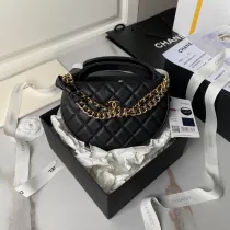 シャネルバッグ CHANEL 2024新作 高品質 チェーンバッグ AP3943