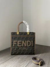 フェンディバッグ FENDI 2024新作 高品質 サンシャイン スモール トートバッグ