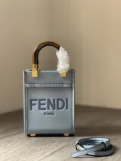 フェンディバッグ FENDI 2024新作 高品質 レザーミニトートバッグ