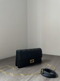 フェンディバッグ FENDI 2024新作 高品質 チェーン脇の下バッグ