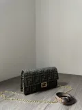 フェンディバッグ FENDI 2024新作 高品質 チェーン脇の下バッグ