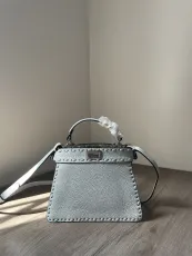 フェンディバッグ FENDI 2024新作 高品質 子猫バッグピーカブー