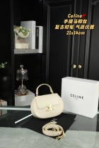 セリーヌバッグ CELINE 2024新作 ポータブルサドル貯金箱