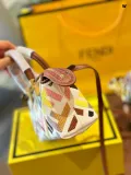 フェンディバッグ FENDI 2024新作 ボストンピローバッグ