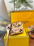 フェンディバッグ FENDI 2024新作 ボストンピローバッグ