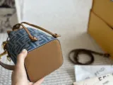 フェンディバッグ FENDI 2024新作 バケツバッグ