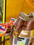 フェンディバッグ FENDI 2024新作 レインボーバケットバッグ
