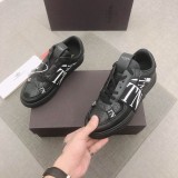 ヴァレンティノ靴 VALENTINO 2024新作 カーフスキン レースアップ スニーカー