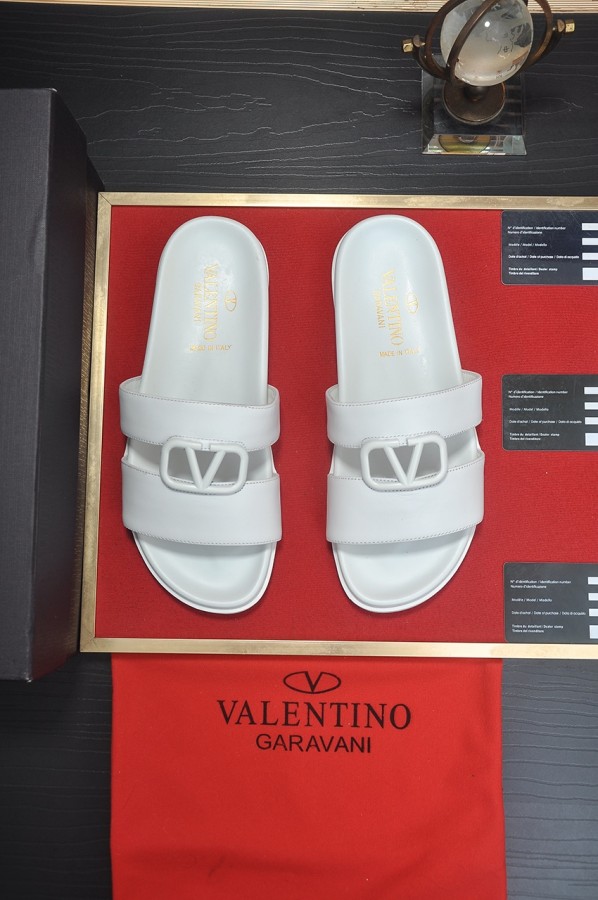 ヴァレンティノ靴 VALENTINO 2024新作 スリッパ