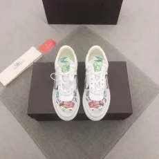 ヴァレンティノ靴 VALENTINO 2024新作 カーフスキン レースアップ スニーカー