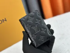 ルイヴィトン財布 LOUIS VUITTON 2024新作 M62899 ウォレット