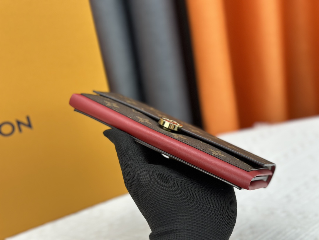 ルイヴィトン財布 LOUIS VUITTON 2024新作 財布 M64586