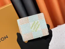 ルイヴィトン財布 LOUIS VUITTON 2024新作 財布 N40676