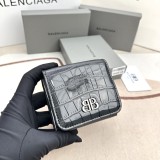 バレンシアガ財布 BALENCIAGA 2024新作 クロコダイルプリントウォレット