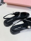 ミュウミュウ靴 Miu Miu 2024新作 クラシックなメリージェーンファッションシューズ