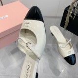 ミュウミュウ靴 Miu Miu 2024新作 春夏のポインテッドトゥキトゥンヒールトゥシューズとトゥサンダル