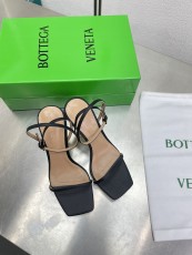 ボッテガヴェネタ靴 BOTTEGA VENETA 2024新作 ノットシリーズメタルヒール、ロープヒール、ダブルストラップサンダル、スクエアトゥスリッパ