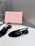 ミュウミュウ靴 Miu Miu 2024新作 クラシックなメリージェーンファッションシューズ