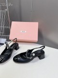 ミュウミュウ靴 Miu Miu 2024新作 クラシックなメリージェーンファッションシューズ